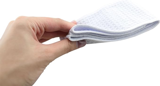 DGZZI Slim Sports Towel Portable Quick Dry Hand Towel Football Accessories Gym Workout Sweat Towel Customizable Logo Embroidery White