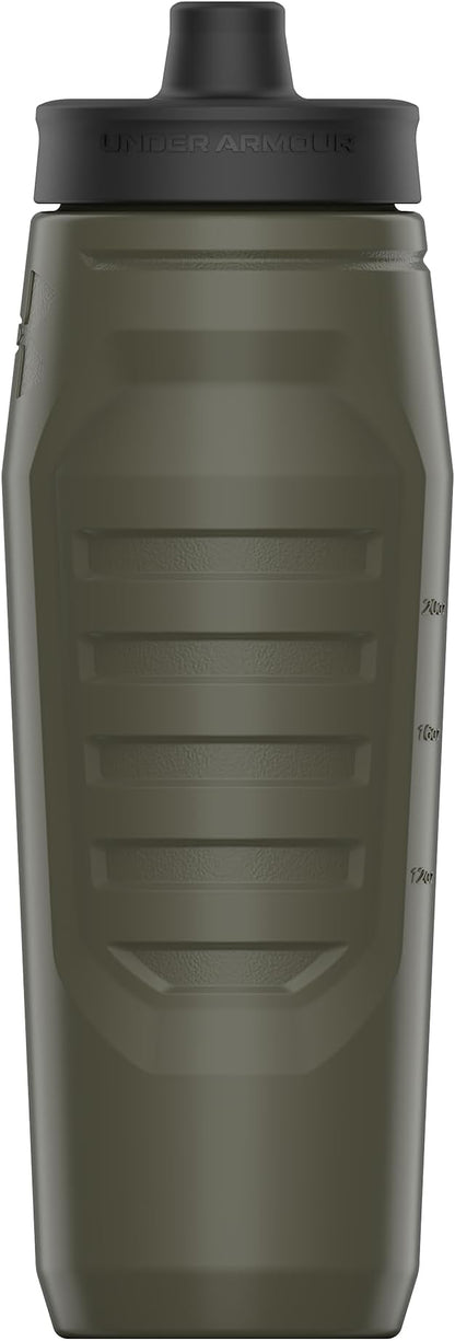 Under Armour Squeeze Water Bottles, 32 oz Water Bottles, Sideline Sports Water Bottle with Quick-Shot Lid, Quick & Easy Hydration, Gym Water Bottles, Squeeze Bottle, 1 32oz