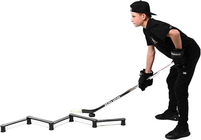 ACE HOCKEY The Snake Trainer - Lightweight Stickhandling Training Tool - Hockey Training Equipment for Puck Control, Reaction Time and Coordination - Portable, Durable and Adjustable