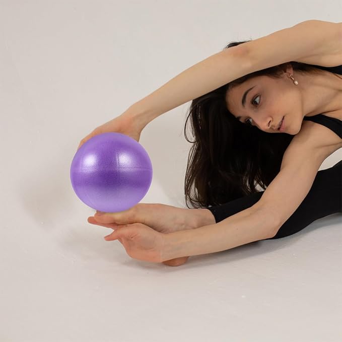 balacoo Mini Pilates Ball Set 9-inch Yoga Exercise Balls with Pump, PVC Core Training Balance Tool for Physical Therapy, Home Fitness, and Muscle Strengthening (Purple Blue)