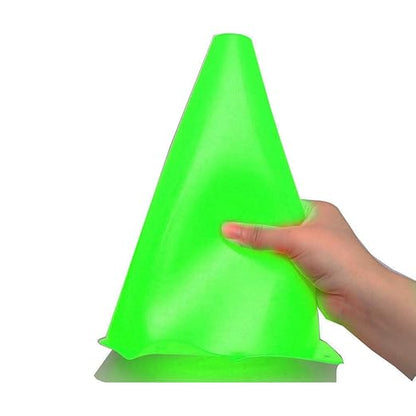 Alyoen 9 inch Traffic Cones, Plastic Sport Cones, Green Soccer Training Cones for Outdoor Activity & Festive Events (Sets of 10/15/ 20)