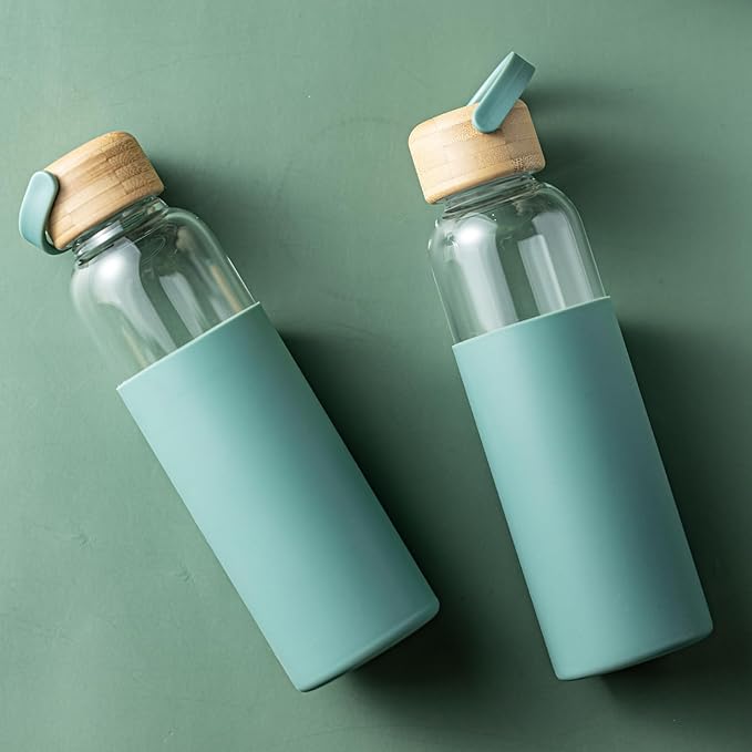 21oz Borosilicate Glass Water Bottle with Non-Slip Sleeve & Leak-Proof Lid-Reusable Drink Bottle for Office,Travel,Gym,Hiking-Ideal Gift for Home,Car & Fitness Enthusiasts (2pcs Green)
