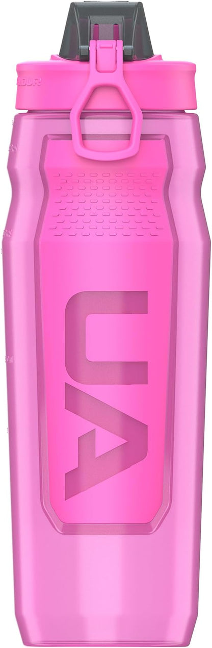 Under Armour 32oz Playmaker Squeeze Water Bottle | Squeeze