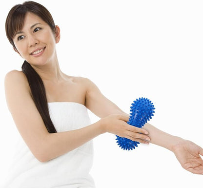 VILLCASE 2pcs Peanut Shaped Spiky Plastic Massage Balls for Muscle Relaxation and Rehabilitation Training, Foot and Body Therapy Device for Deep Tissue Massage and Relief