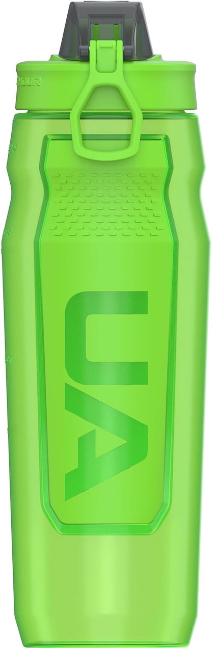 Under Armour 32oz Playmaker Squeeze Water Bottle | Squeeze