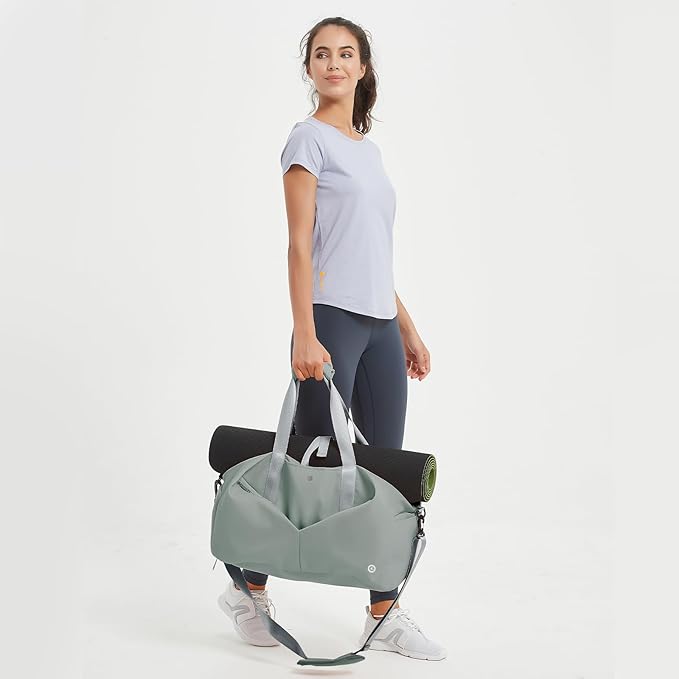 Ceneda 20" Gym Bag for Women with Wet Pocket & Shoe Compartment, Lightweight Duffel Waterproof Carry On Duffle for Travel, Yoga, Overnight (Dark Grey)