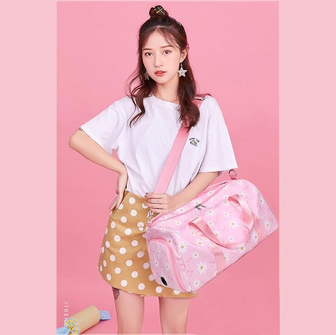 Sports Duffel Bag for Girls Daisy Dance Bag for Girls Water Resistant Sports Gym Bag Weekend Sleepover Bags with Shoes Compartment Wet Pocket