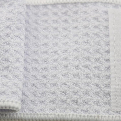 DGZZI Slim Sports Towel Portable Quick Dry Hand Towel Football Accessories Gym Workout Sweat Towel Customizable Logo Embroidery White