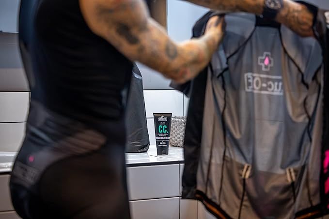 Muc Off Indoor Training Kit - Must-Have Essentials for Indoor Cycling and Fitness Training - Includes Equipment Cleaner and Chamois Cream,One Size