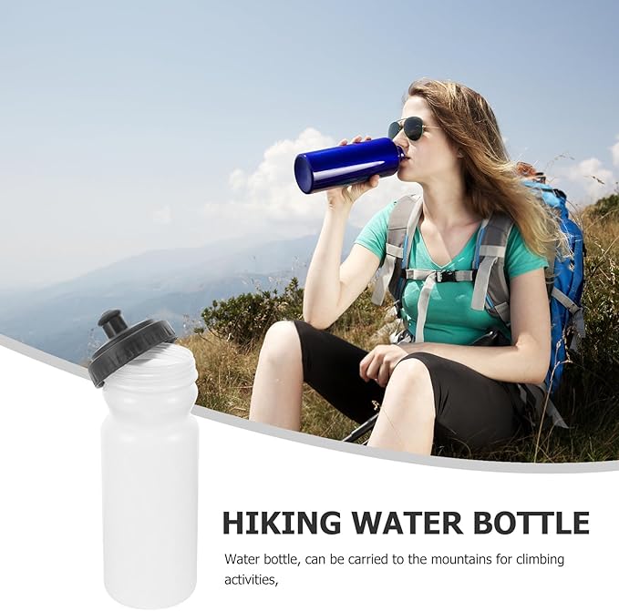 Sports Water Bottle 620ml Large Capacity Fitness Workout Bottle Portable Outdoor Running Climbing Hydration Jug for Men and Women