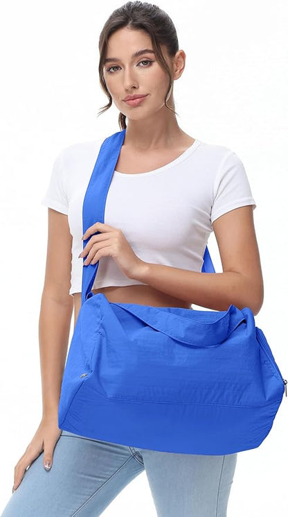 Small Gym Bag for Women with Shoes Compartment, Stylish Duffle Travel Bag for Plane, Lightweight Duffle Bag for Women & Men, Sport Gym Tote Bag with Wet Pocket for Yoga, Pilates, Swimming