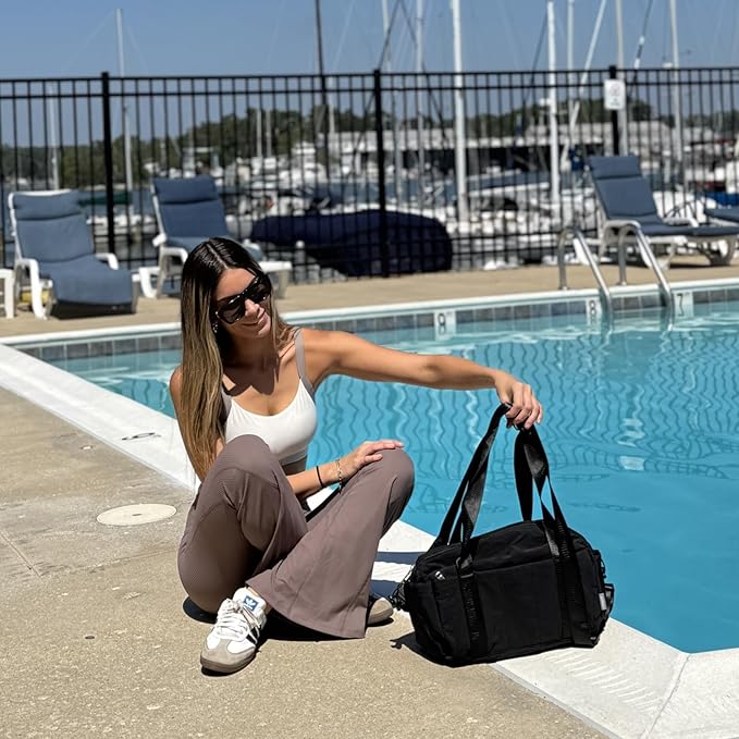 G4Free Small Gym Bag for Women 14 Inch Mini Gym Duffle Bag with Wet Compartment Cute Duffel for Travel Sport Workout (Black)