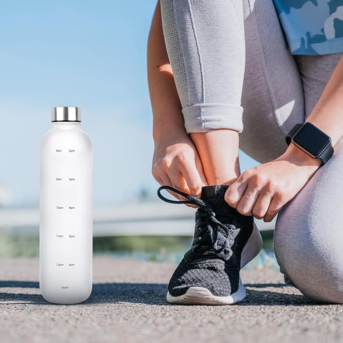 Water Bottle 32 oz, Frosted Style Sports Water Bottles BPA Free Water Bottle With Time Marker,Small mouth Leakproof Water Bottles with Strap for Gym Fitness Hiking Bike Camping (White)