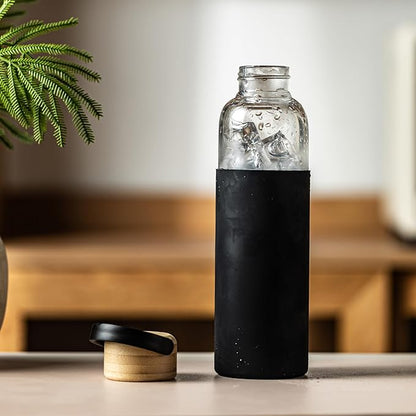 21oz Borosilicate Glass Water Bottles with Silicone Non-Slip Sleeve & Leak-Proof Lid-Reusable Drink Bottle for Office,Travel,Gym,Hiking-BPA Free,Ideal Gift for Home,Car &Fitness (Black)