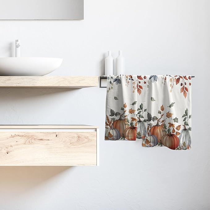 Fall Pumpkins Bathroom Towels Set Autumn Leaves Hand Towels Thanksgiving Maple Leaves Kitchen Towels Watercolor Pumpkin Harvest Dish Towels Absorbent Fingertip Towel for Hotel Beach Gym Spa 28x14 inch