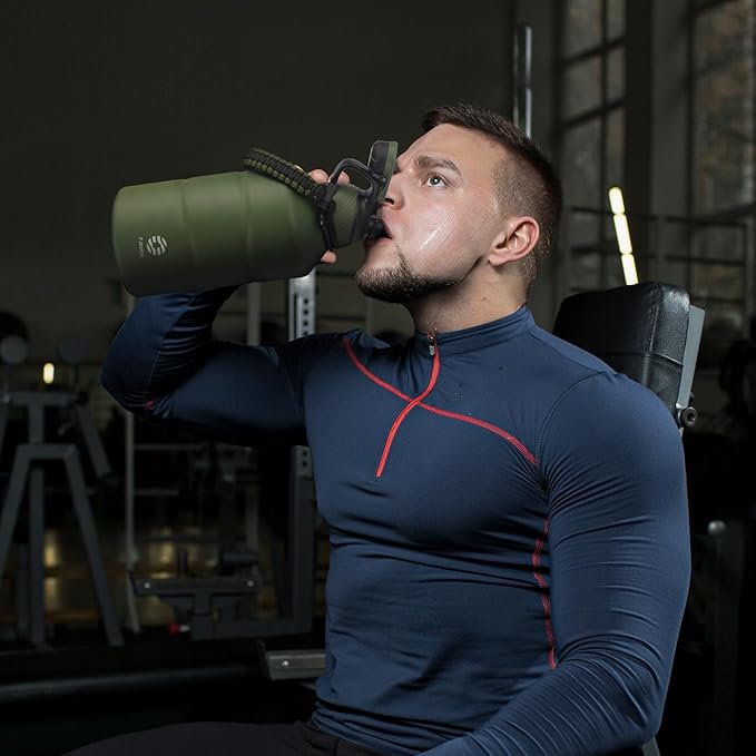 Fjbottle Insulated Half Gallon Water Bottle 64oz with Magnetic Lid,Stainless Steel Double-Wall Vacuum Leak Proof Sports Insulated Jug Keep Water Hot & Cold for Outdoor,Gym Armygreen