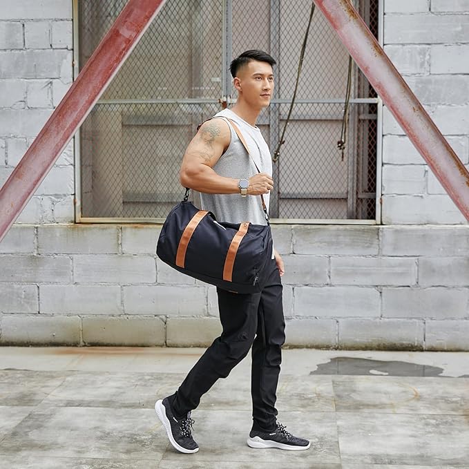 BE SMART Waterproof Mens Gym Bag with Shoe Compartment, Sports Gym Duffle Bag with Adjustable Strap for Men Women, Lightweight Large Sport Duffel Bag for Travel, Sports, Workout(Black/Brown)