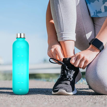 Water Bottle 32 oz, Frosted Style Sports Water Bottles BPA Free Water Bottle With Time Marker,Small mouth Leakproof Water Bottles with Strap for Gym Fitness Hiking Bike Camping (Green)