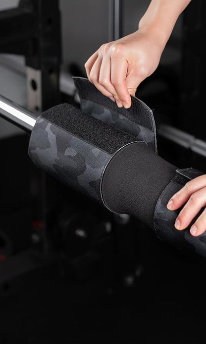 Fitgriff® Barbell Hip Thrust Pad for Squats, Lunges & Glute Bridges – Weightlifting Cushion for Neck & Shoulder Protection – Fits Olympic & Standard Bars