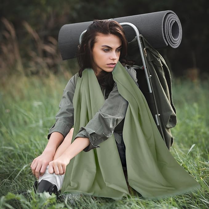 Tian qing Microfiber Travel Towel Set, 2 Piece, Quick Dry Camping Towel, Lightweight,Fast Drying Soft Towel for Beach,Backpacking Hiking Gym Yoga Swimming (Army Green, Medium)