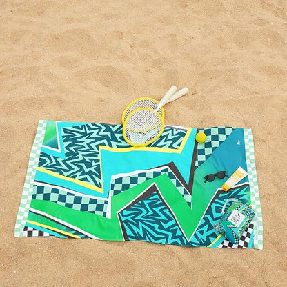 Dock & Bay Kid's Towel - Quick Dry, Sand Free - Compact, Lightweight - 100% Recycled - Includes Bag - Tide Skater - Large (160x90cm, 63x35)