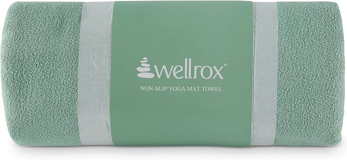 Wellrox Microfiber Yoga Mat Towel with Grip – Ultra Absorbent, Super Soft, and Quick Dry Hot Yoga Towel Non Slip for Pilates, Bikram, and Fitness Workouts (74” x 26”, Green)